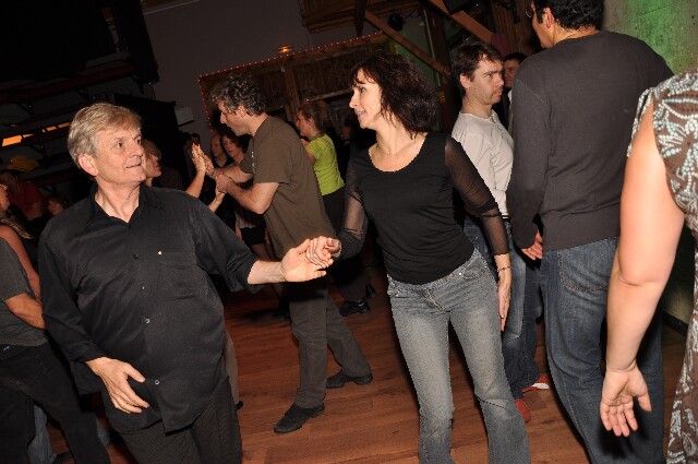min 2009 11 29 station danse 247
